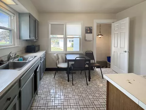Kitchen - 3340 Ann St, Lansing, IL 60438 photo 2 of 2