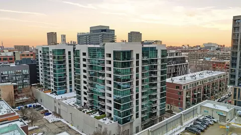 123 S Green St #501B, Chicago, IL 60607