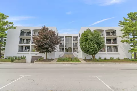 500 Lake View Ave #2A, Highwood, IL 60040