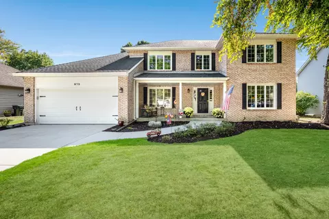 873 Buttonwood Cir, Naperville, IL 60540
