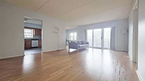 770 Pearson St #303, Des Plaines, IL 60016 photo 4