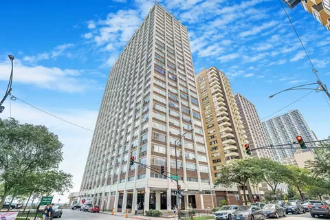 6171 N Sheridan Rd #2804, Chicago, IL 60660
