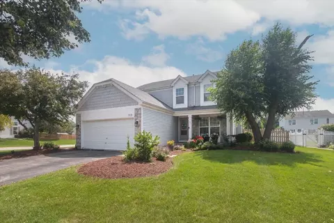 313 Valley Forge Ave, South Elgin, IL 60177