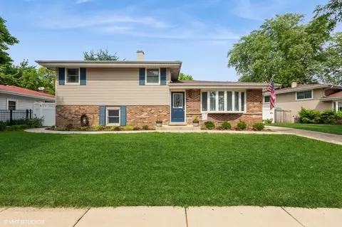 610 Bryn Mawr Ave, Bartlett, IL 60103