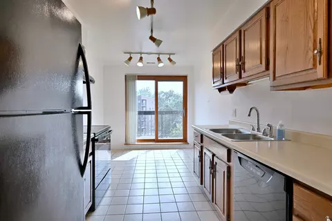 711 S River Rd S #508, Des Plaines, IL 60016 photo 5