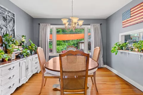 Dining - 1610 Pleasant Ave, Mchenry, IL 60050 photo 1 of 1