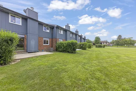 1037 Briarcliffe Blvd, Wheaton, IL 60189 photo 22