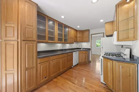 1037 Briarcliffe Blvd, Wheaton, IL 60189 photo 13