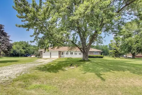 7008 W Kennedy Rd, Peotone, IL 60468