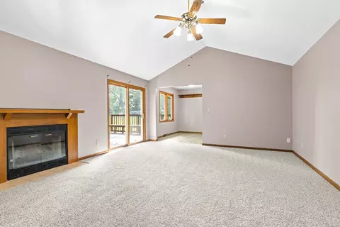 Living - 6855 Nestlewood Dr, Roscoe, IL 61073 photo 3 of 3