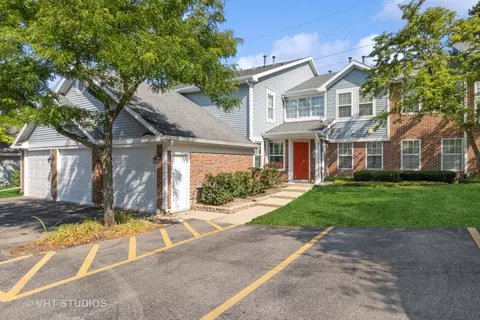 234 W Jennifer Ln #3-3, Palatine, IL 60067