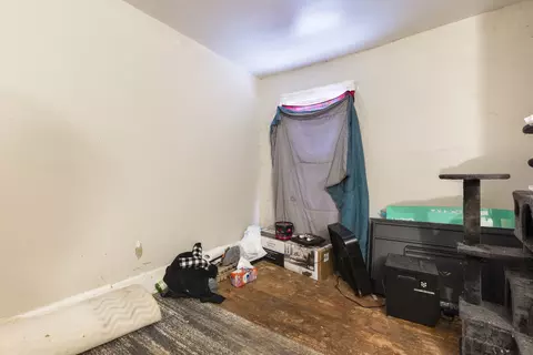 218 S Walnut Ave, Freeport, IL 61032 photo 6