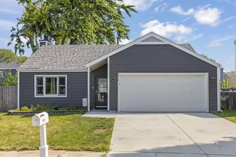 Exterior - 2311 Greenleaf Ct, Aurora, IL 60506 photo 5 of 5