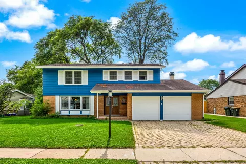 910 Lonsdale Rd, Elk Grove Village, IL 60007