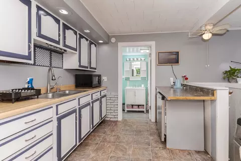 Kitchen - 208 Reagan Dr, Eureka, IL 61530 photo 2 of 3