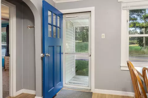 Entry Way - 208 Reagan Dr, Eureka, IL 61530 photo 1 of 5