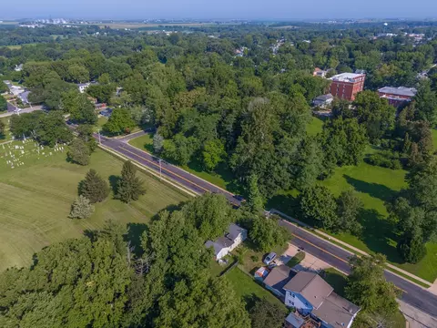 View/Area - 208 Reagan Dr, Eureka, IL 61530 photo 4 of 5