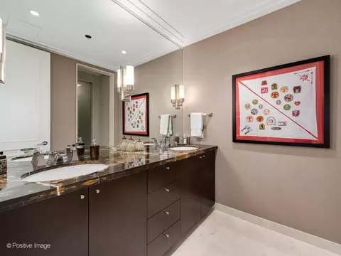 Bath - 159 E Walton Pl #18A, Chicago, IL 60611 photo 7 of 7
