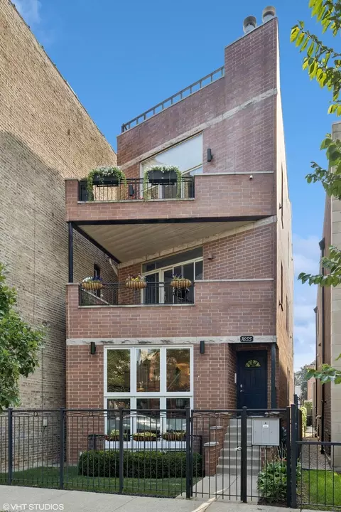 1655 N Campbell Ave #1, Chicago, IL 60647