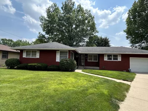 3407 Cross St, Rockford, IL 61108