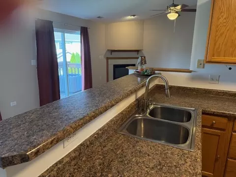 Kitchen - 965 Constance Ln #E, Sycamore, IL 60178 photo 4 of 4