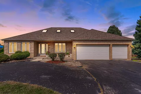 3219 Oregon Trl, Olympia Fields, IL 60461 photo 1