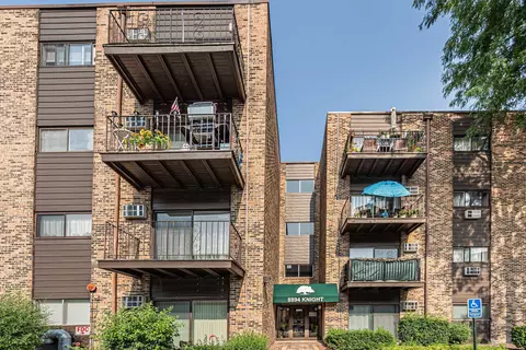 8894 Knight Ave #316, Des Plaines, IL 60016