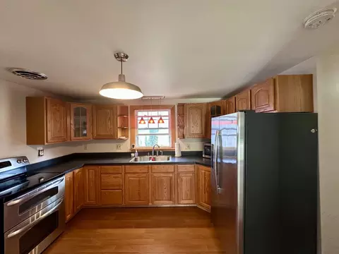 2328 9th St, Peru, IL 61354 photo 9