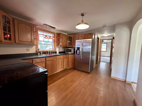 2328 9th St, Peru, IL 61354 photo 8