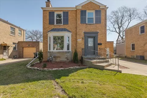7241 N Kilpatrick Ave, Lincolnwood, IL 60712