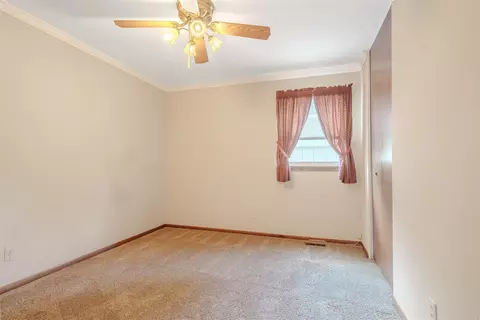 Bedroom - 1307 Pinehurst Dr, Bloomington, IL 61704 photo 6 of 7