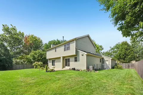 Exterior - 761 Mayfair Ln, Algonquin, IL 60102 photo 5 of 5
