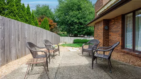 Exterior - 212 Hampton Dr, Bloomington, IL 61704 photo 7 of 11