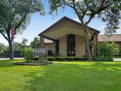 751 High Ridge Rd, Roselle, IL 60172 photo 22