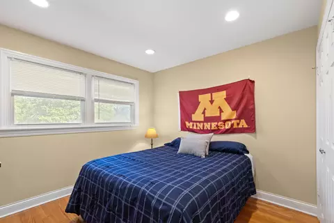 956 Brookside Ln, Deerfield, IL 60015 photo 17