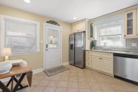 956 Brookside Ln, Deerfield, IL 60015 photo 10