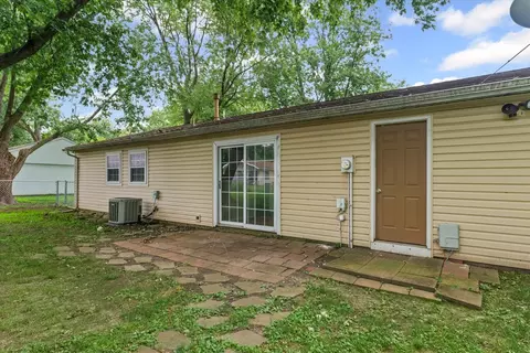 Exterior - 3104 Kimberly Dr, Champaign, IL 61821 photo 7 of 7