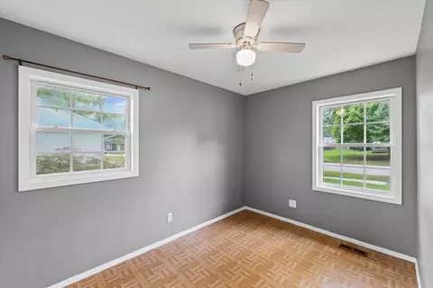 Bedroom - 3104 Kimberly Dr, Champaign, IL 61821 photo 3 of 7