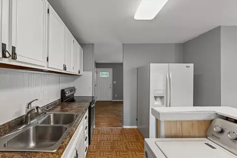Kitchen - 3104 Kimberly Dr, Champaign, IL 61821 photo 2 of 4