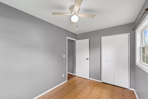 Bedroom - 3104 Kimberly Dr, Champaign, IL 61821 photo 4 of 7