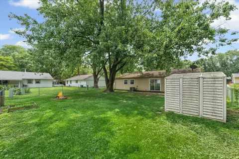 Exterior - 3104 Kimberly Dr, Champaign, IL 61821 photo 6 of 7