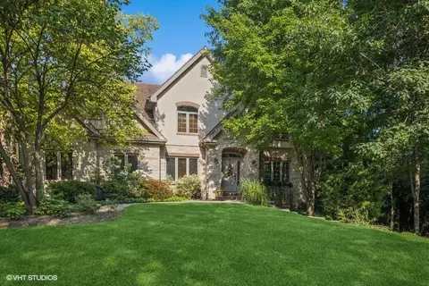 9032 Wolf Rd, Willow Springs, IL 60480