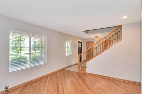 Living - 8703 W Pauling Rd, Monee, IL 60449 photo 1 of 6