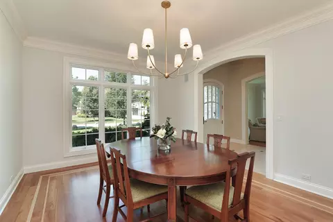 Undisclosed, Glenview, IL 60025 photo 10