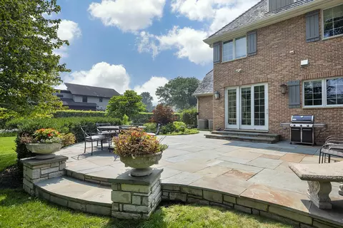 Undisclosed, Glenview, IL 60025 photo 34