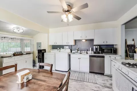 3708 Bluebird Ln, Rolling Meadows, IL 60008 photo 8