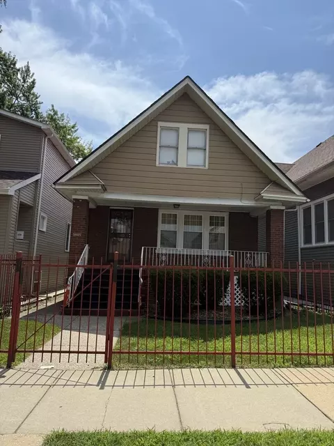 5405 W Haddon Ave, Chicago, IL 60651