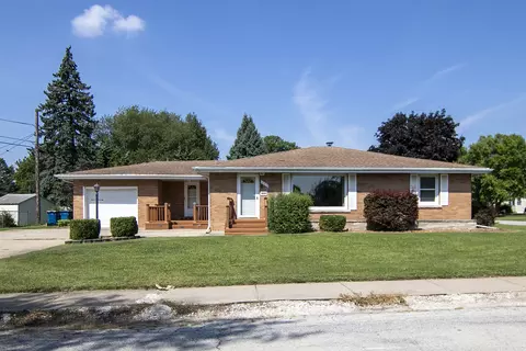 900 Cook Blvd, Bradley, IL 60915