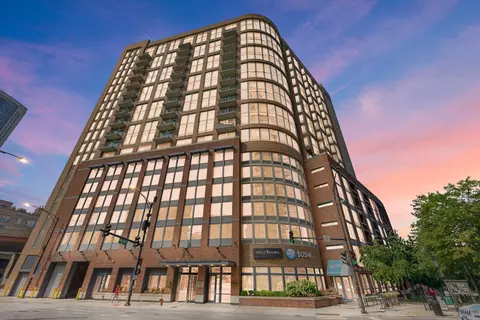 600 N Kingsbury St #506, Chicago, IL 60654