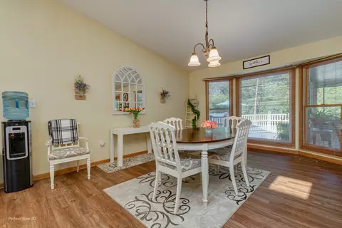 Dining - 612 Center St, Mazon, IL 60444 photo 1 of 1
